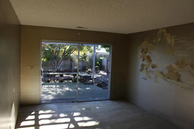 a view of a interior of the house