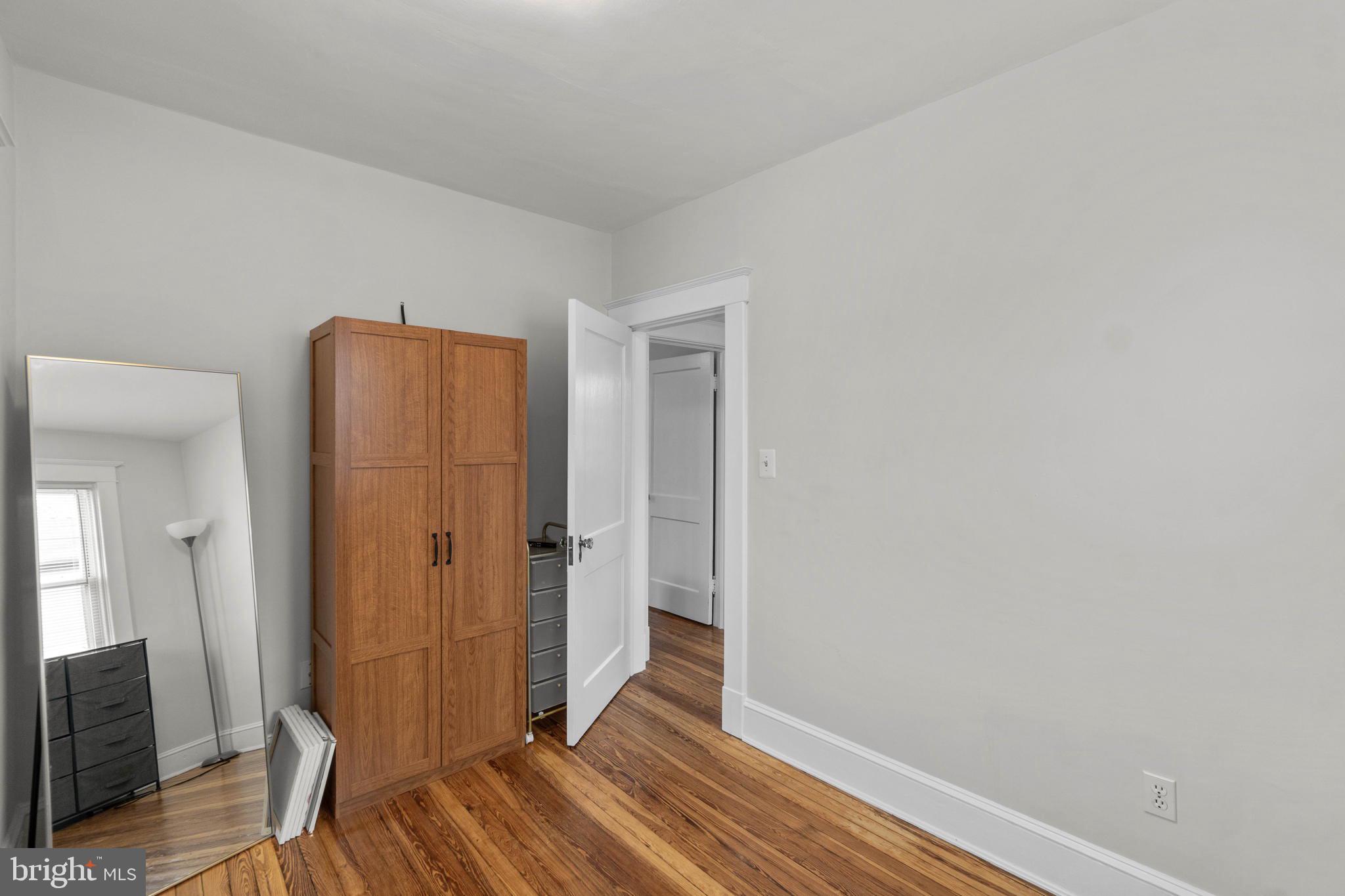 403 North Rock Glen Road Baltimore, MD 21229 - Photo 33 of 56 Gallery Image 33