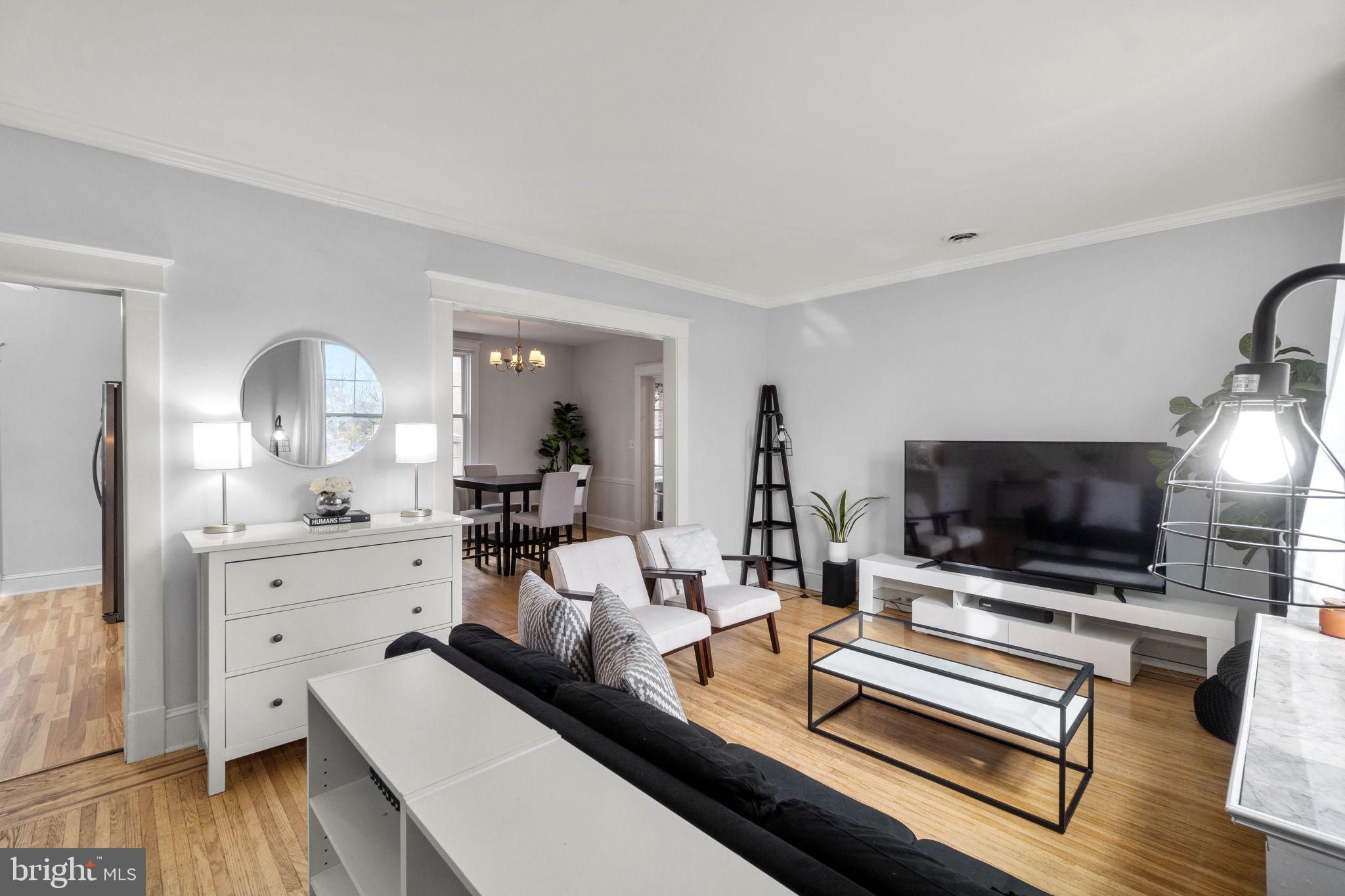 403 North Rock Glen Road Baltimore, MD 21229 - Photo 6 of 56 Gallery Image 6