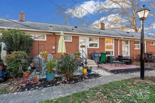 $285,000 | 4743 Woodlark Lane, Charlotte, NC 28211