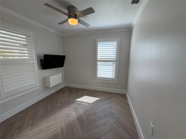 $2,350 | 244 Iron Age Street, Safety Harbor, FL 34695