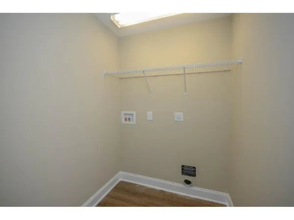 $1,900 | 2229 North Greenwood Drive, Unit 5, Johnson City, TN 37604