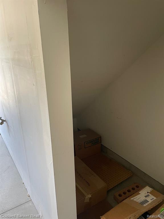 11716 Farmington Road Livonia, MI 48150 - Photo 22 of 26