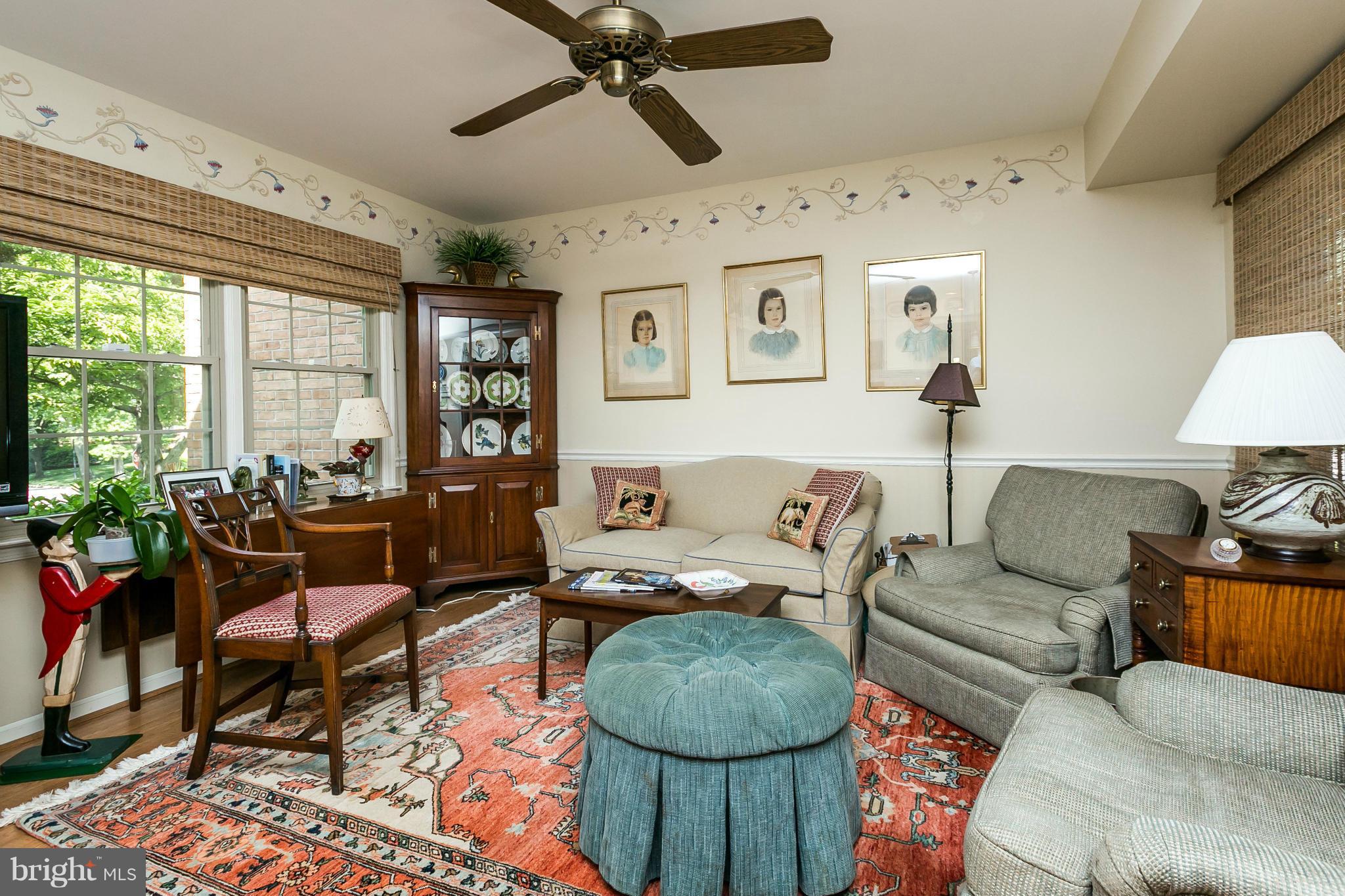 123 Charlesbrooke Road Baltimore, MD 21212 - Photo 6 of 30 Family Room