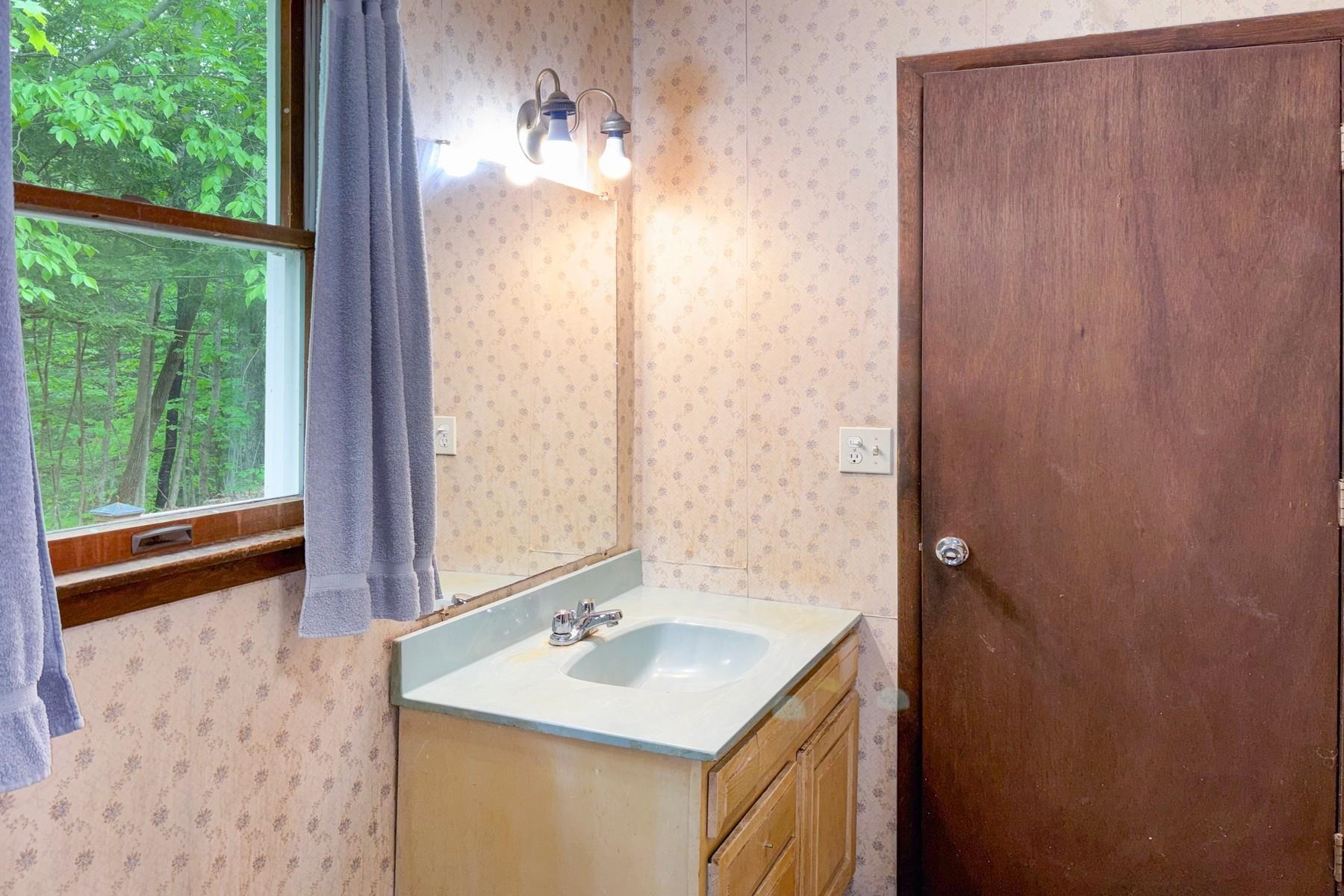 652 Cold River Road Clarendon, VT 05759 - Photo 20 of 35 Gallery Image 20