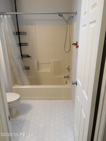 $365,000 | 661 Ellicott Avenue, Unit 103, Toms River, NJ 08753