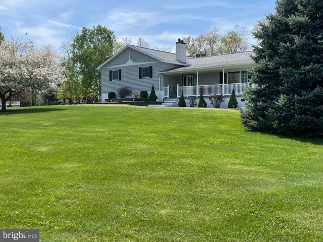 $569,000 | 225 Andrew Avenue, Martinsburg, PA 16662