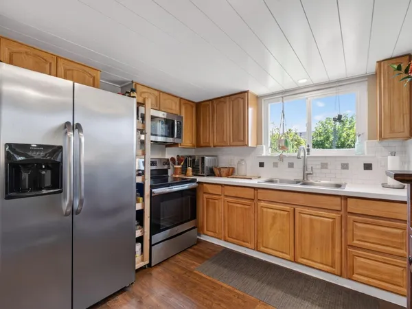 $524,900 | 711 Bronte Avenue, Watsonville, CA 95076