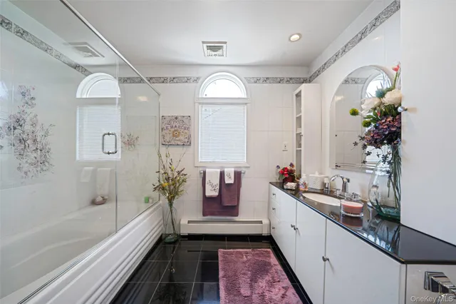 $1,699,000 | 100 Mark Lane, Atlantic Beach, NY 11509