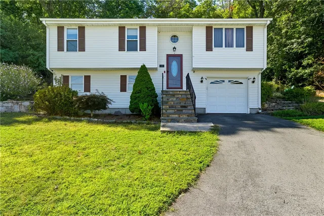 $465,900 | 58 Arthur Avenue, North Providence, RI 02904