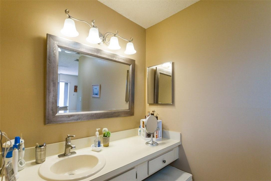 9096 Southwest 20th Street, Unit F Boca Raton, FL 33428 - Photo 15 of 35 Photo 15