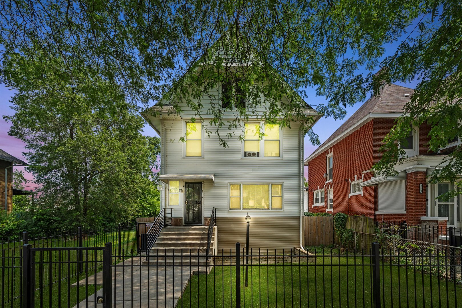 8719 South Racine Avenue Chicago, IL 60620 - Photo 1 of 37 Gallery Image 1