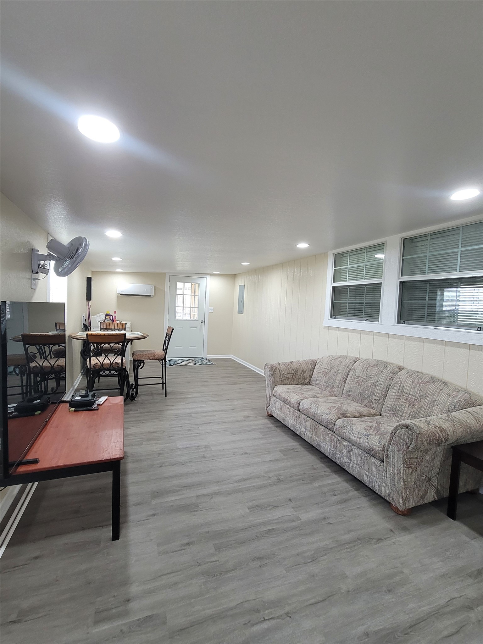 238 Ladyfish Road Palacios, TX 77465 - Photo 9 of 17 Gallery Image 9