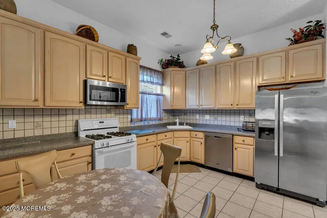 $565,000 | 26 Gardenways Court, Lakewood, NJ 08701