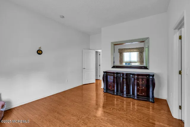 $565,000 | 26 Gardenways Court, Lakewood, NJ 08701