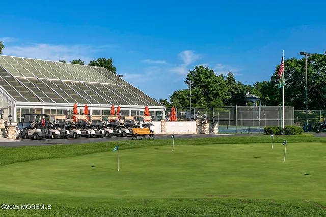 $565,000 | 26 Gardenways Court, Lakewood, NJ 08701