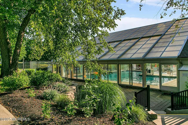 $565,000 | 26 Gardenways Court, Lakewood, NJ 08701