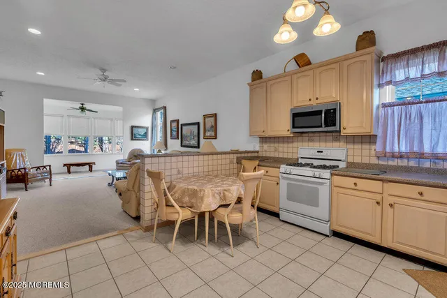 $565,000 | 26 Gardenways Court, Lakewood, NJ 08701