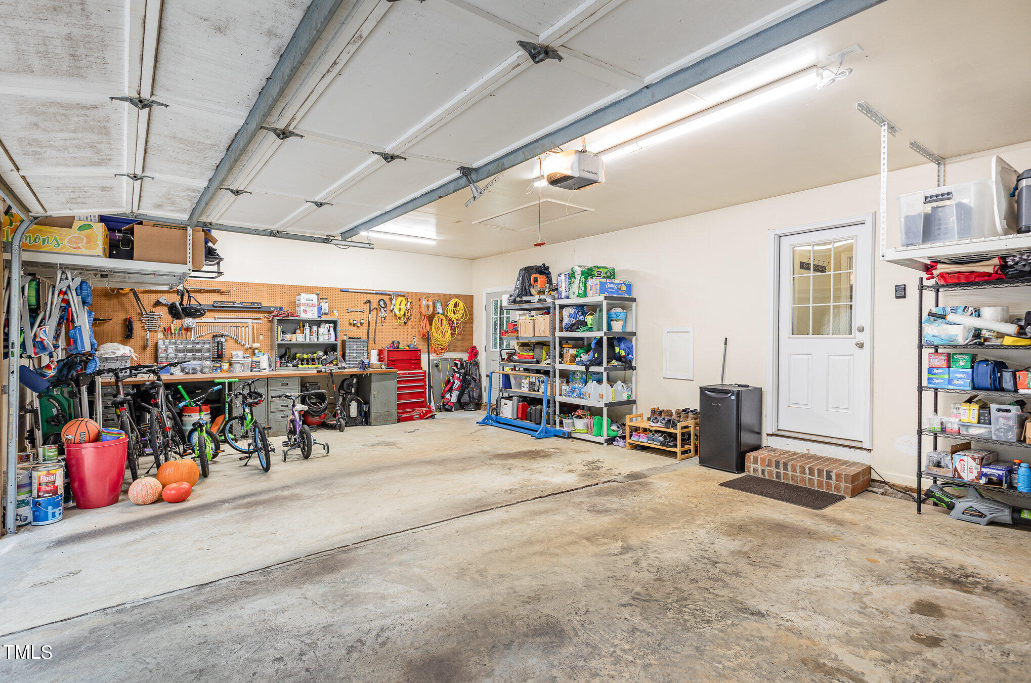 7909 Jenkins Ridge Court Raleigh, NC 27613 - Photo 19 of 24 020_bc4a6233-edit