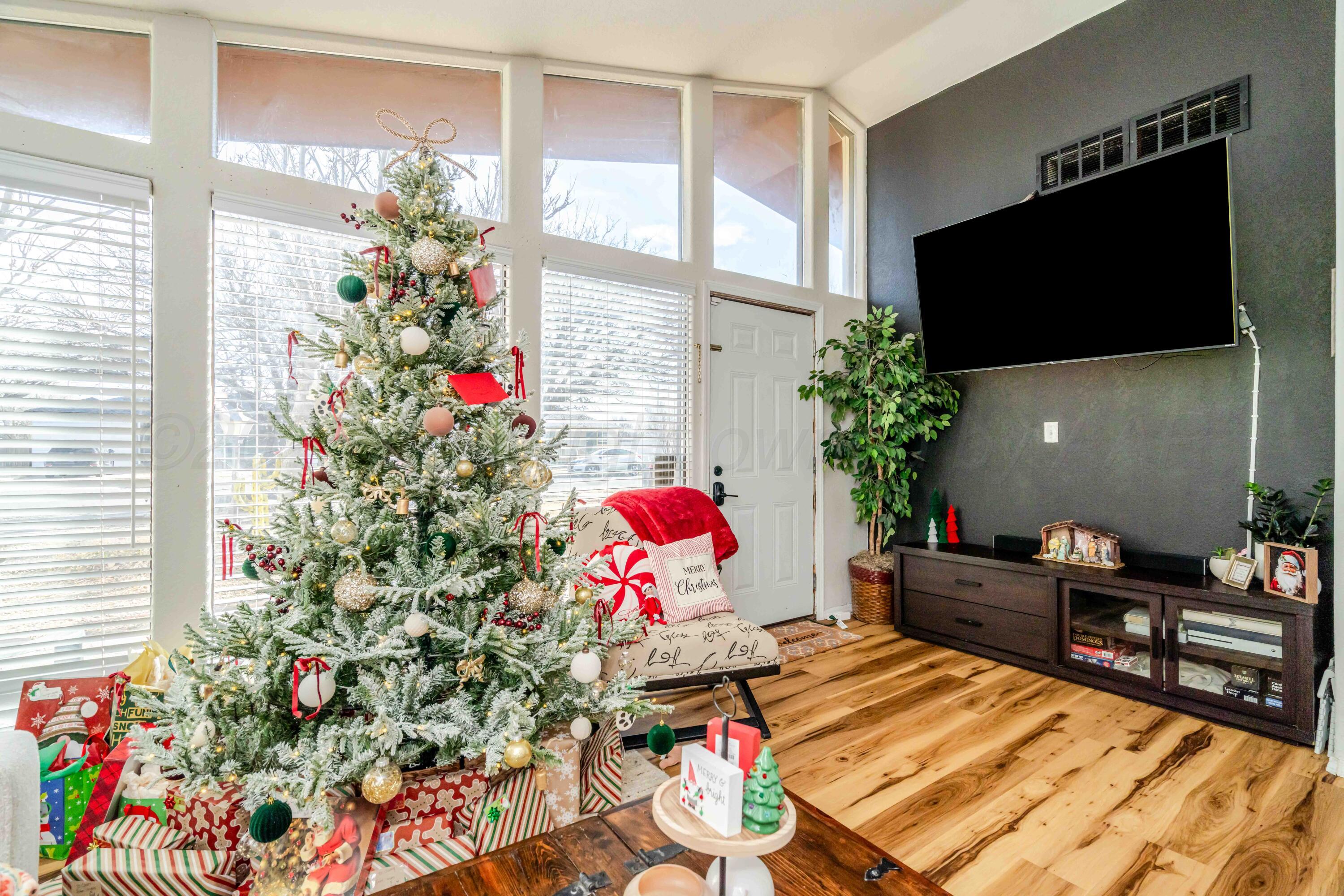1505 Hamilton Street Pampa, TX 79065 - Photo 9 of 42 a outdoor living space with furniture and a flat screen tv