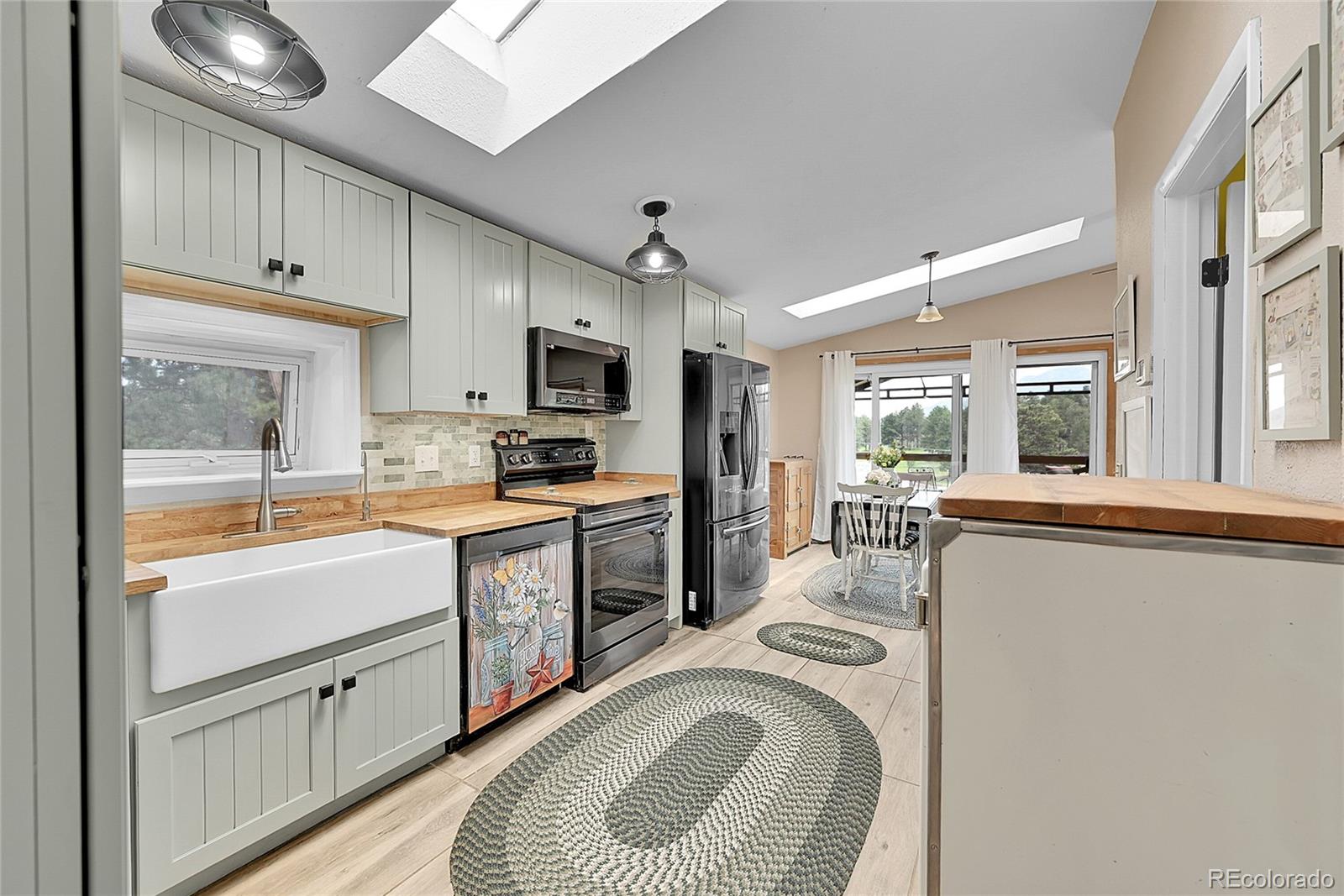 31727 Sylvan Road Golden, CO 80403 - Photo 11 of 44 Gallery Image 11