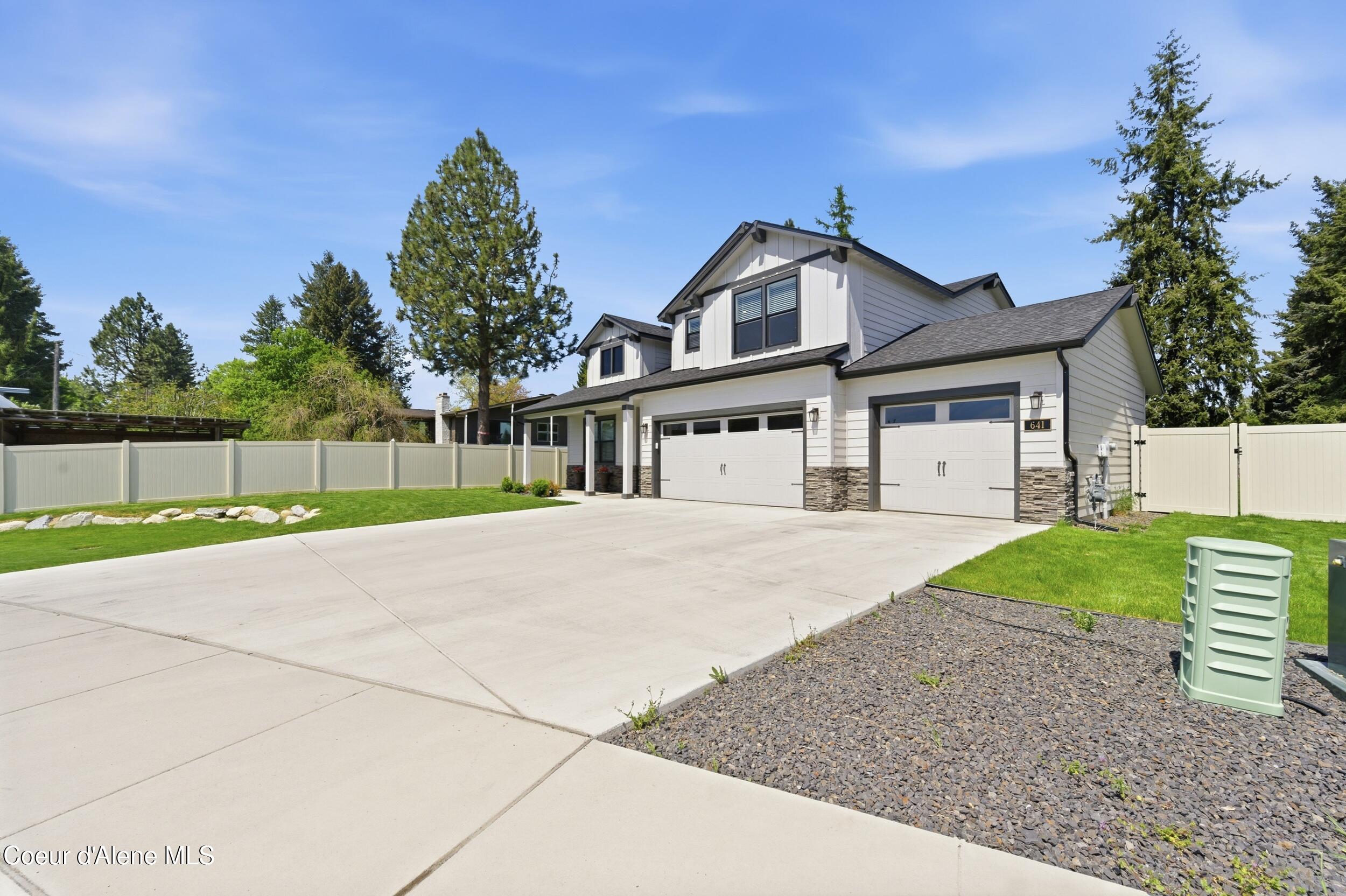 641 Ripatti Way Hayden, ID 83835 - Photo 2 of 27 3_dsc_2620