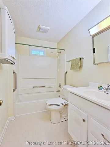 $229,000 | 883 De Paul Drive, Fayetteville, NC 28311