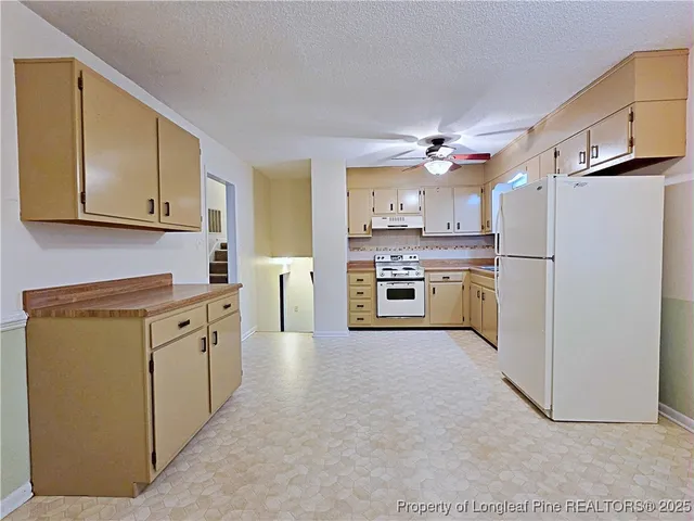 $229,000 | 883 De Paul Drive, Fayetteville, NC 28311