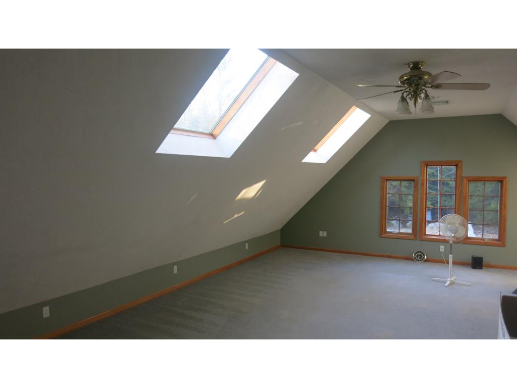 140 Middle Road Waterboro, ME 04087 - Photo 18 of 26