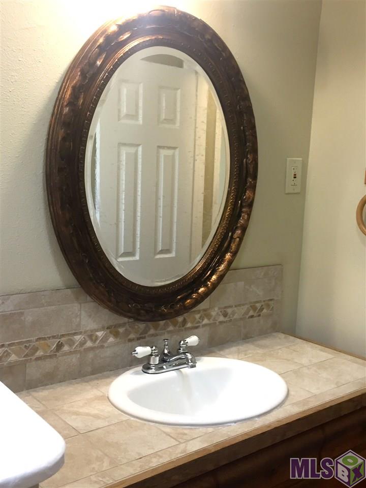 6919 Springwood Boulevard Denham Springs, LA 70726 - Photo 39 of 47