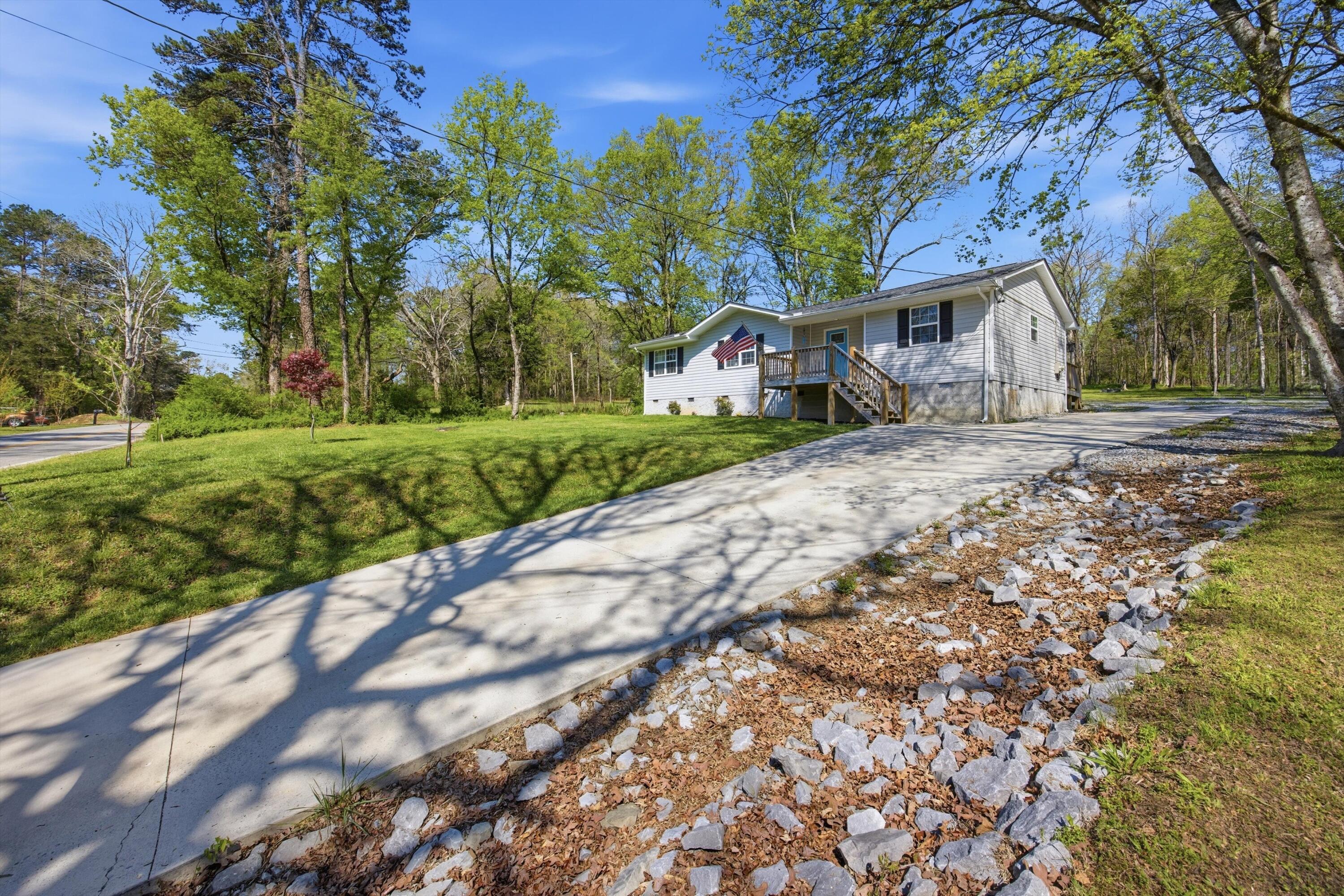 1509 McCallie Ferry Road Soddy Daisy, TN 37379 - Photo 14 of 30 04-IMG_6378