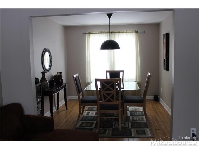 800 Hadley Road Rochester Hills, MI 48307 - Photo 3 of 14