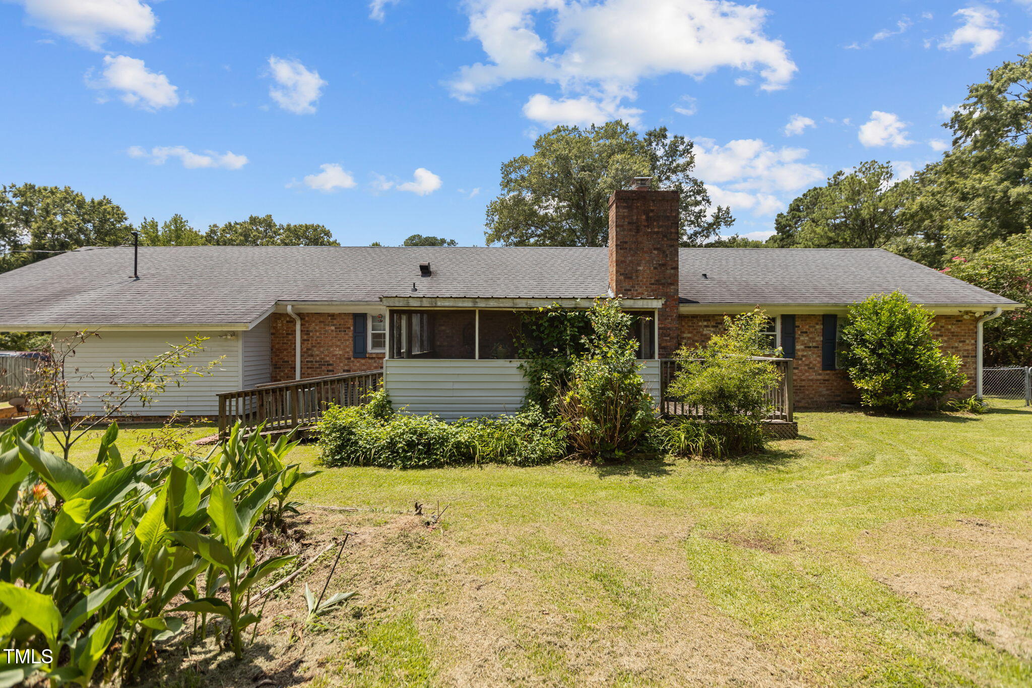 4807 Greenbrier Road Raleigh, NC 27603 - Photo 30 of 40 29-web-or-mls-2N6A1011