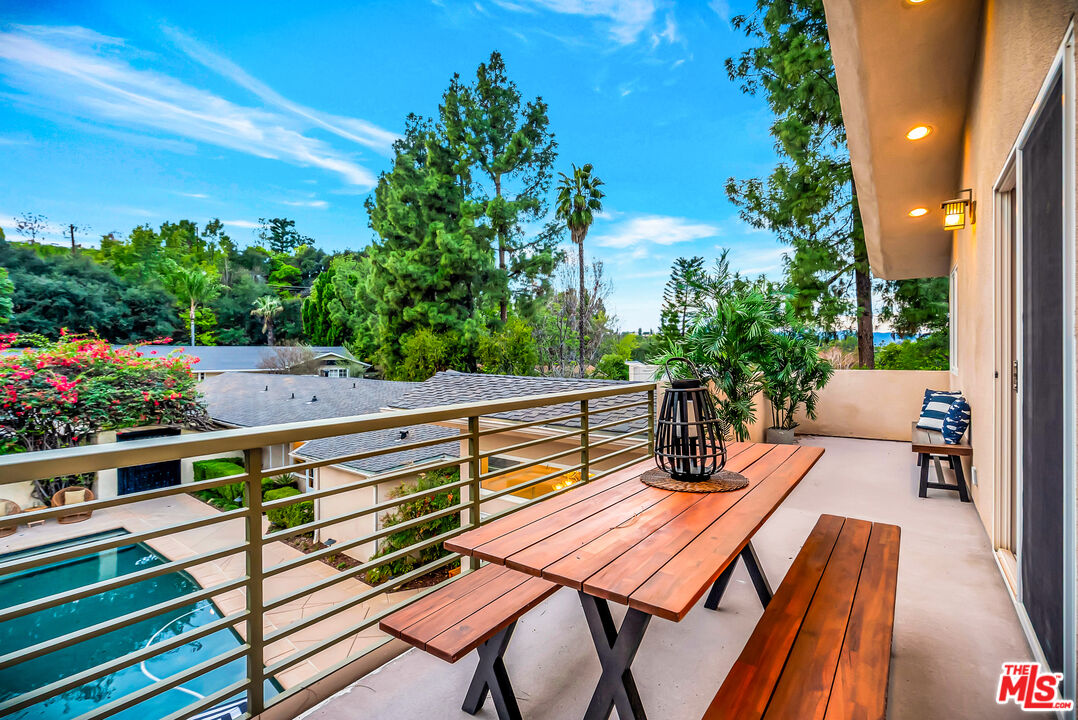 16561 Adlon Road Encino, CA 91436 - Photo 42 of 75