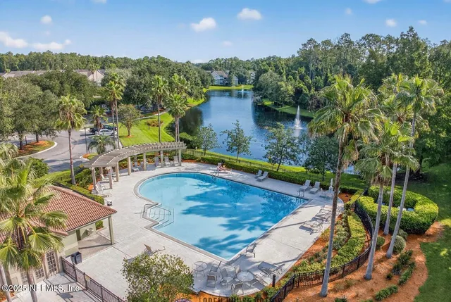 $189,000 | 7701 Timberlin Park Boulevard, Unit 1528, Jacksonville, FL 32256