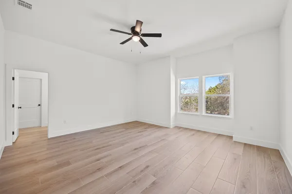 $3,250 | 21679 High Drive, Lago Vista, TX 78645