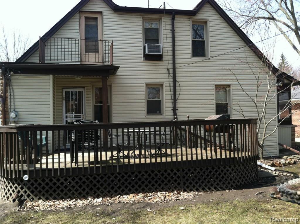 4364 Audubon Road Detroit, MI 48224 - Photo 12 of 12 GARAGE BACK.jpg