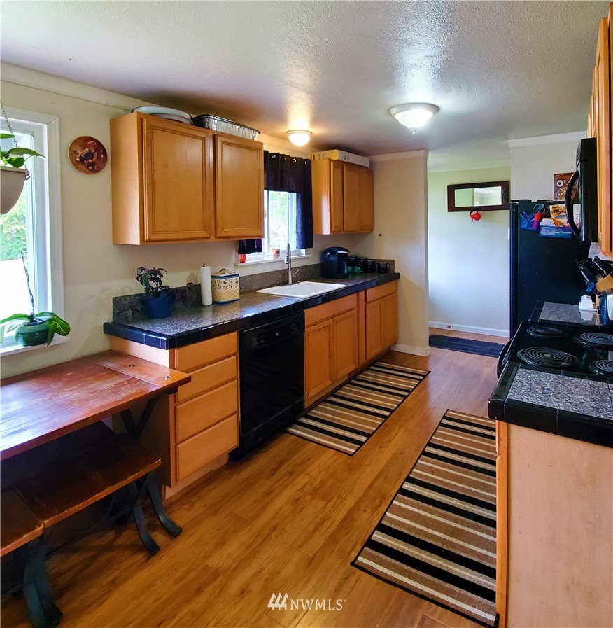 325 Bowes Road Hoquiam, WA 98550 - Photo 6 of 24 Gallery Image 6