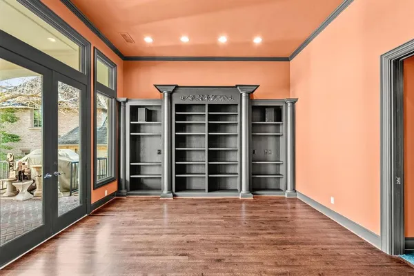 $9,350 | 4624 Byron Circle, Irving, TX 75038