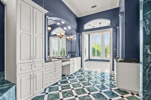 $9,350 | 4624 Byron Circle, Irving, TX 75038