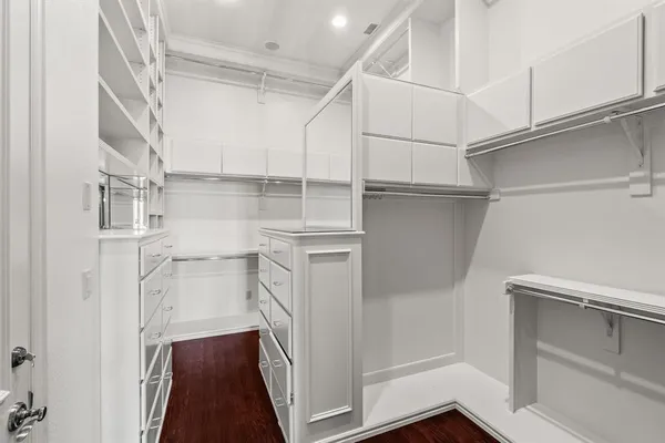 $9,350 | 4624 Byron Circle, Irving, TX 75038