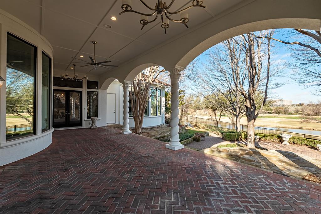 4624 Byron Circle Irving, TX 75038 - Photo 4 of 39