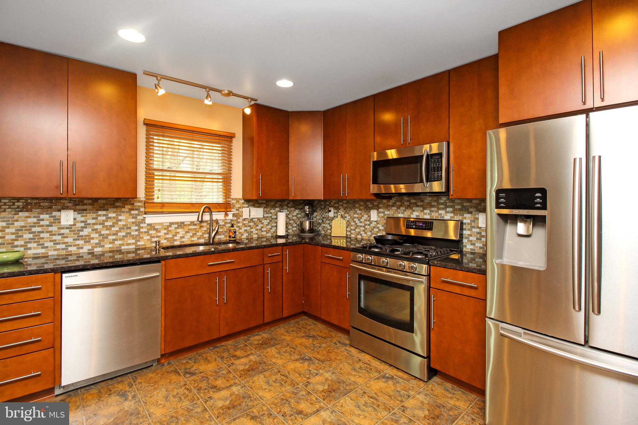 1 Woodhaven Road Gibbsboro, NJ 08026 - Photo 10 of 32