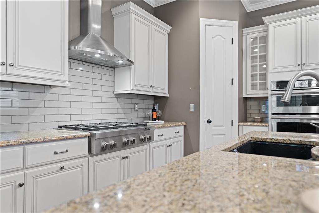 225 Venango Trail Mars, PA 16046 - Photo 14 of 50