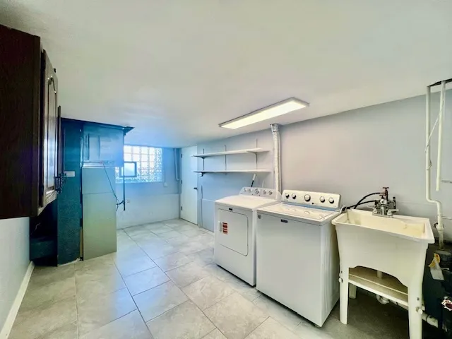 $3,200 | 2112 North Kennicott Drive, Arlington Heights, IL 60004