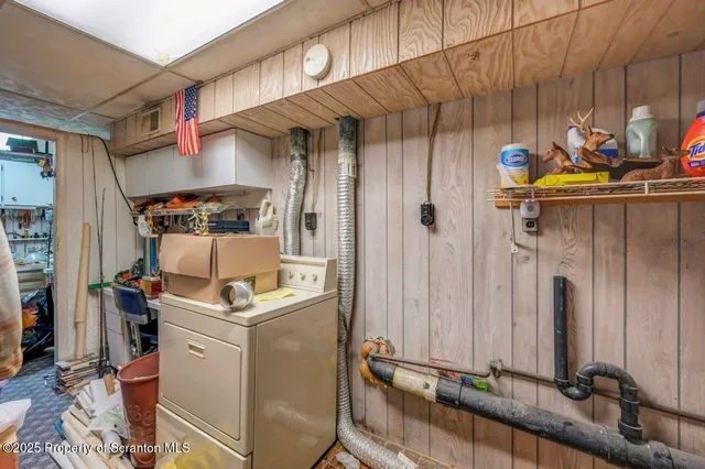 $359,900 | 624 Main Street, Moosic, PA 18507