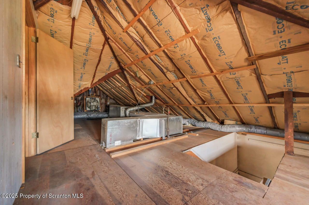 624 Main Street Moosic, PA 18507 - Photo 57 of 78 624 Main St 44 Large