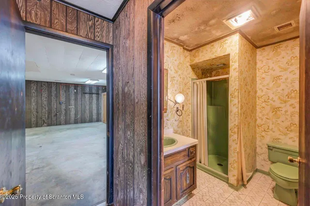 $359,900 | 624 Main Street, Moosic, PA 18507