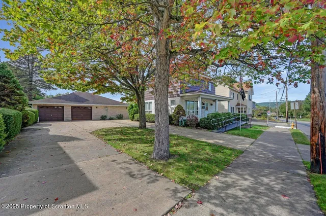 $359,900 | 624 Main Street, Moosic, PA 18507