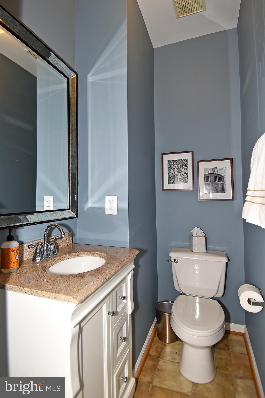11471 Heritage Commons Way Reston, VA 20194 - Photo 14 of 28 Half Bath